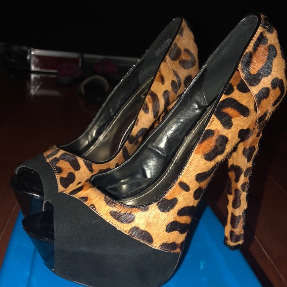 Leopard Pony-Hair Platform Heels Size 8 - Picture 4 of 5